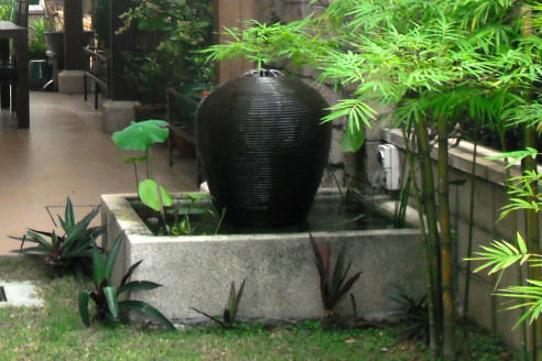 Hardscape-Small Water Feature